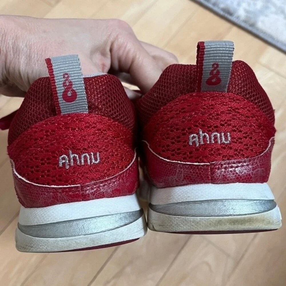 Ahnu yoga flex